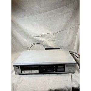 Vintage 1983 Sanyo JT 350 AM/FM Digital Stereo Tuner Silver Face - Turns On